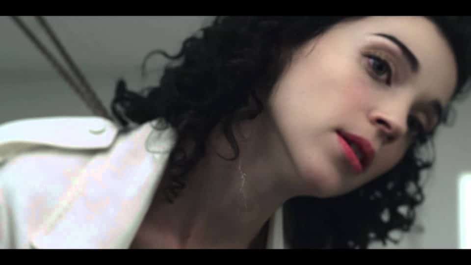 St. Vincent – Cheerleader music video