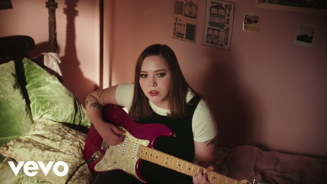 Soccer Mommy – Shotgun