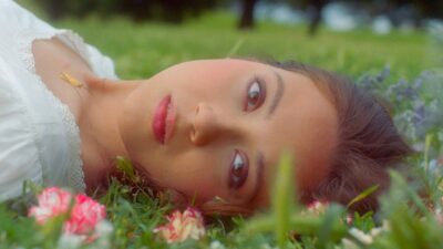 Laufey – Everything I Know About Love