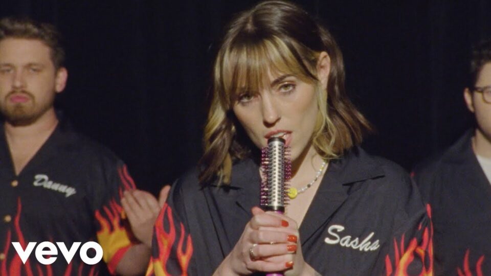 Sasha Alex Sloan – I Blame the World