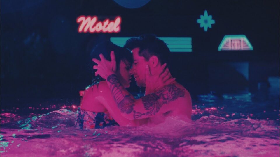 Panic! at the Disco – Middle of a Breakup