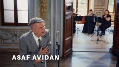 Asaf Avidan – Reckoning Song (In a Box III Version)