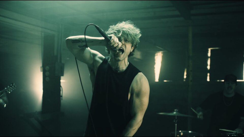 elijah – Easy to Drown