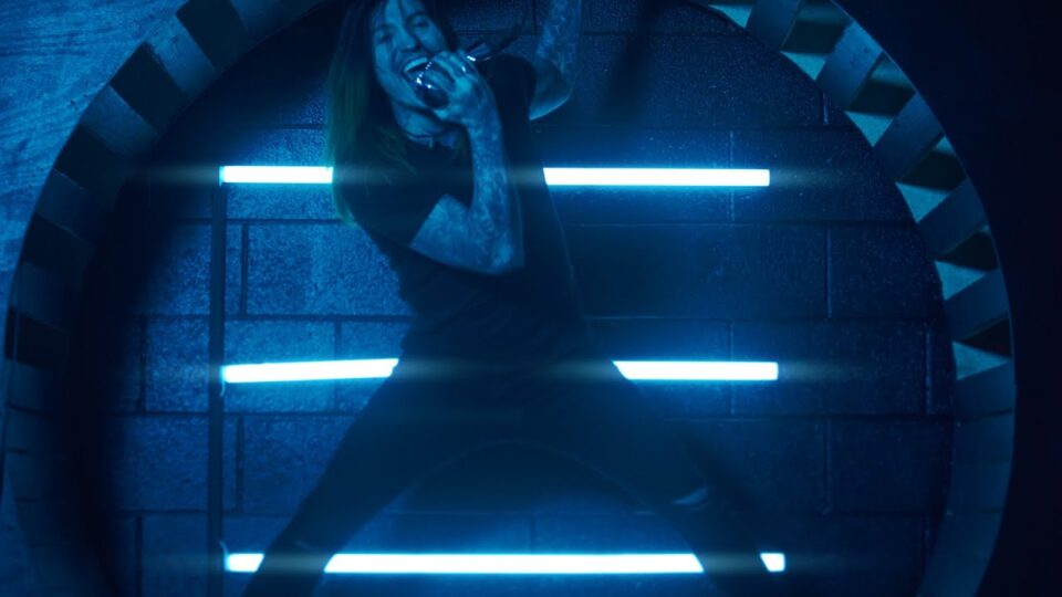 Escape the Fate – Low