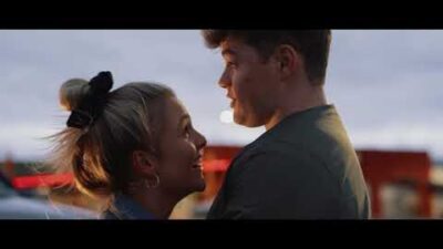 Kyndal Inskeep – Friends That Kiss