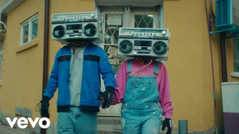 Sigala & MNEK – Radio music video