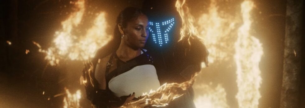 Smash Into Pieces – Wildfire