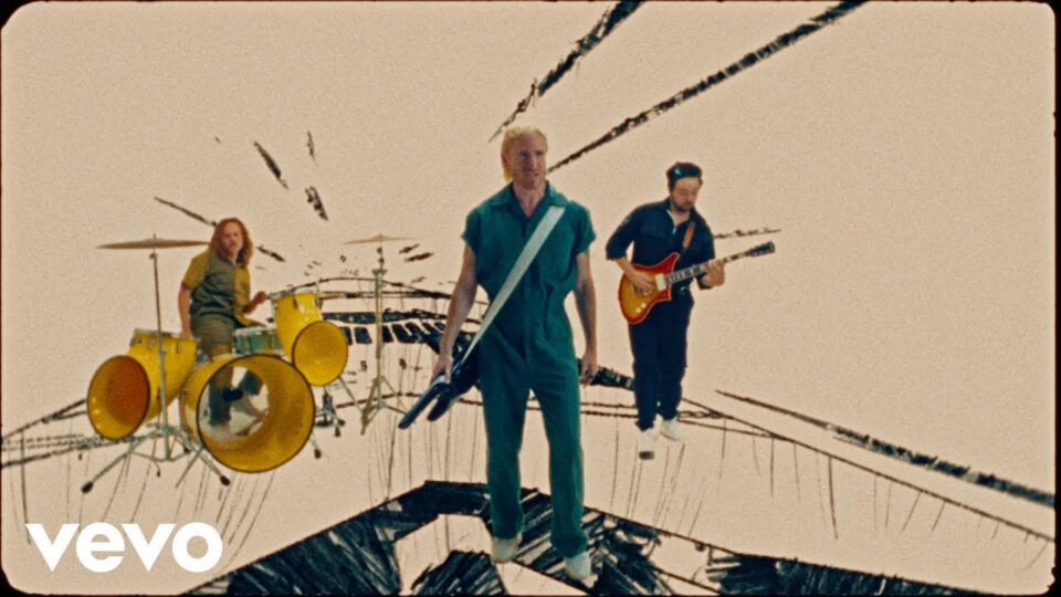 Walk The Moon – Giants