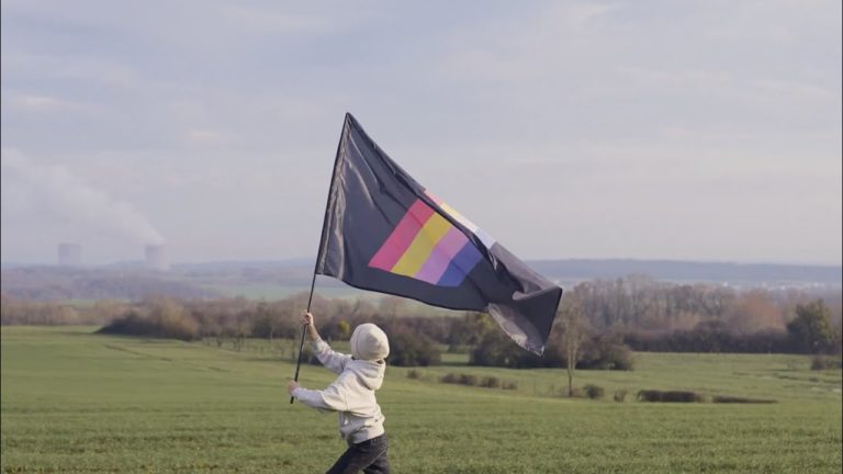 French 79 – Burning Legend music video