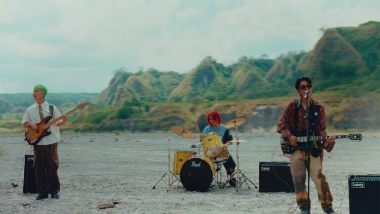 Wave to Earth – Sunny Days music video