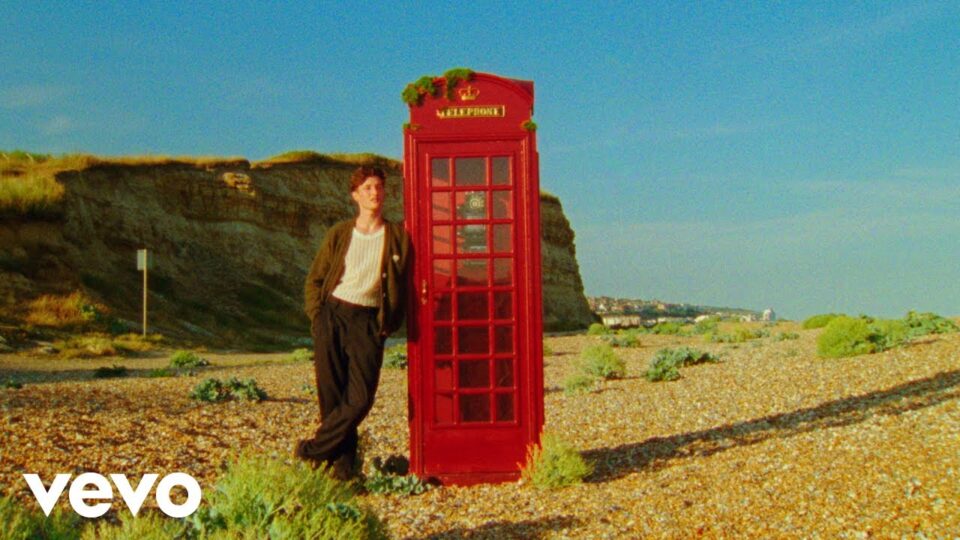 Henry Moodie – pick up the phone