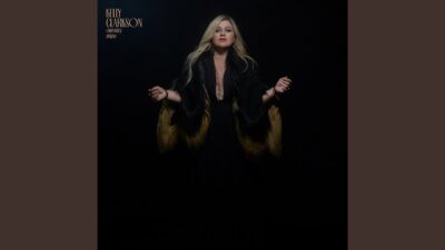 Kelly Clarkson – Mine (Stripped Live at the Belasco Theater)