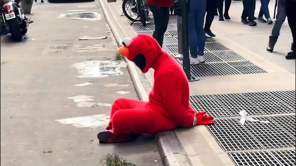 AJR – Yes, I’m a Mess