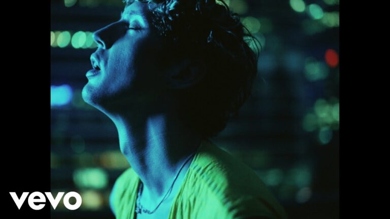 Troye Sivan – Got Me Started music video