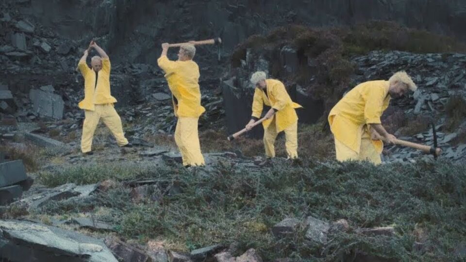 Everything Everything – Cold Reactor