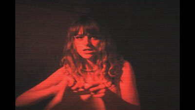 Chloe Slater – Tiny Screens