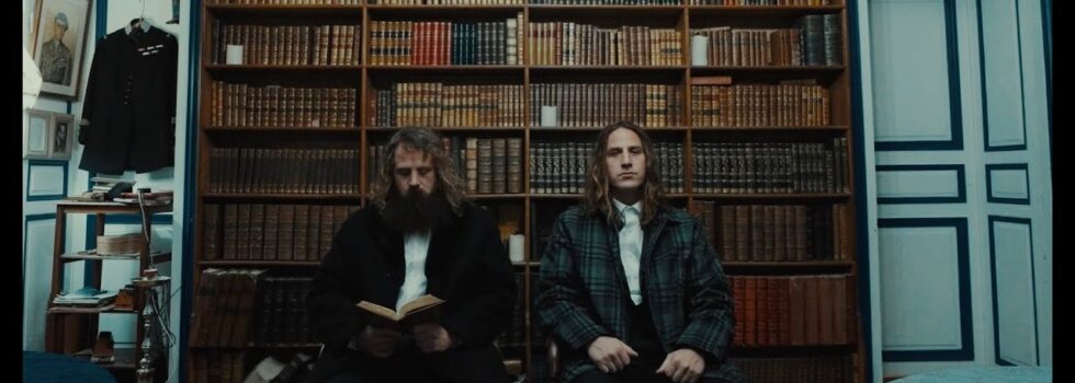 Hippie Sabotage – Assassin In The Window