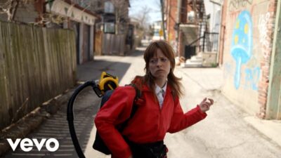 Orla Gartland & Tommy Lefroy – Pest