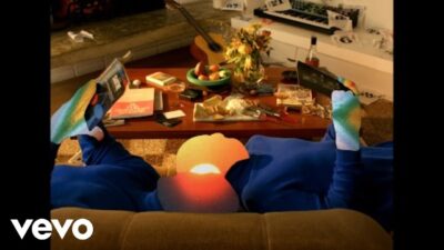 MGMT – People In The Streets