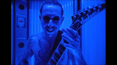 SOFT PLAY – Mirror Muscles