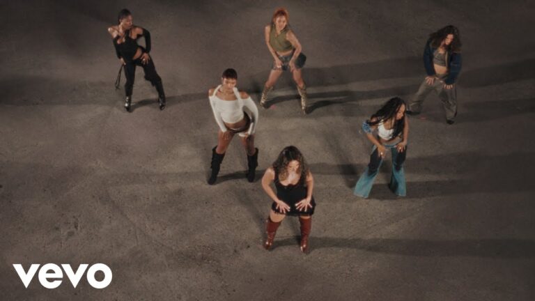 FLO – Walk Like This music video