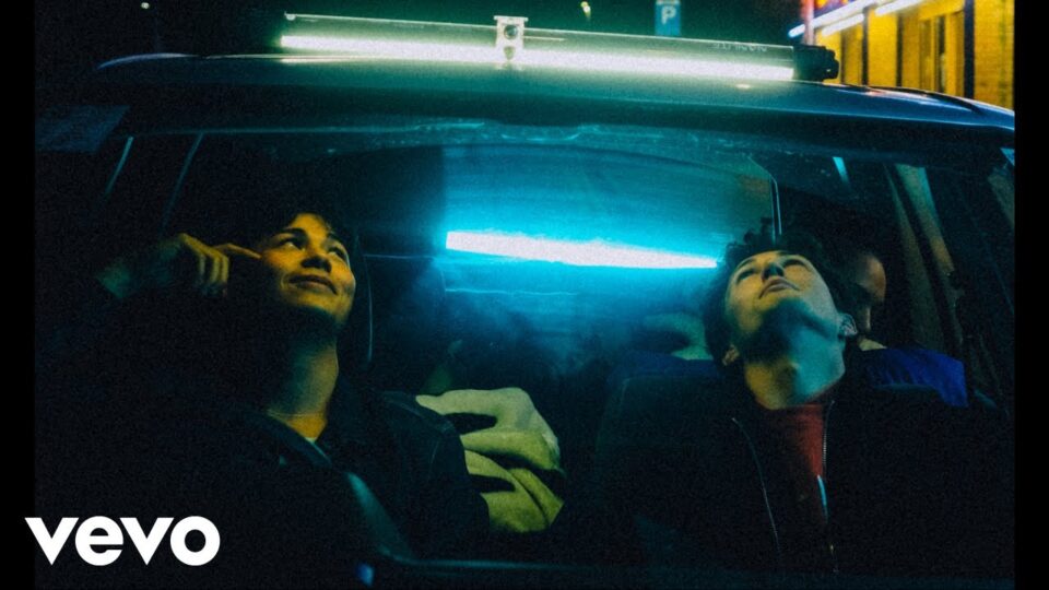 Henry Moodie – beat up car