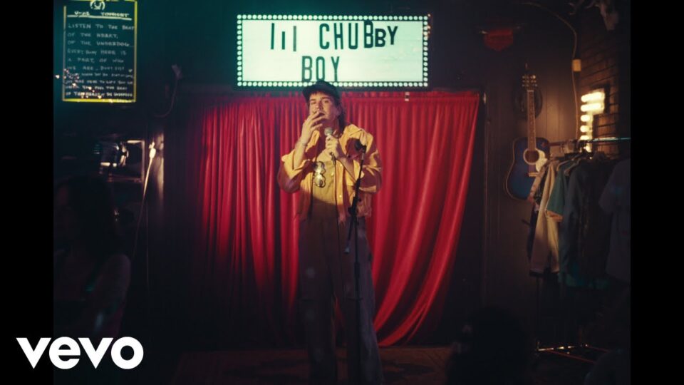 Medium Build – Stick Around