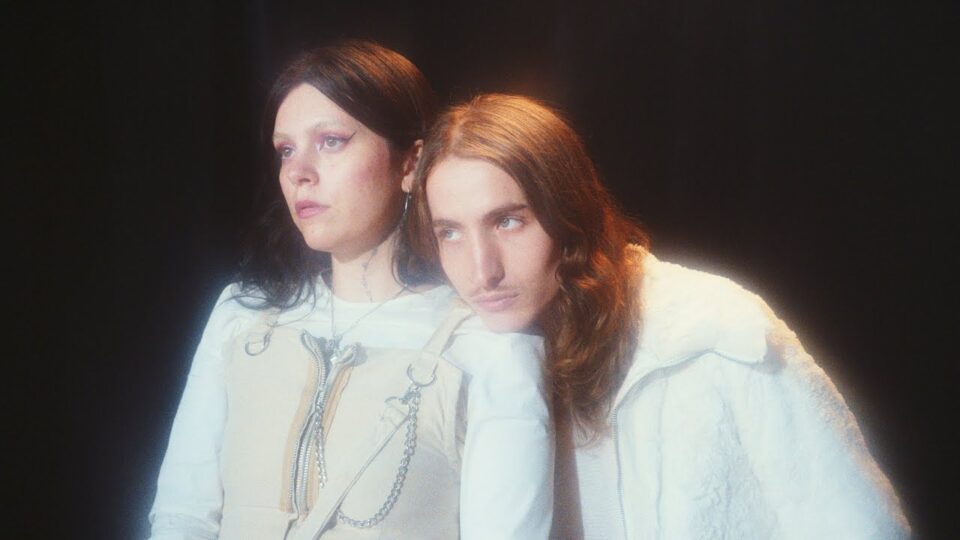 fantasy of a broken heart – Ur Heart Stops