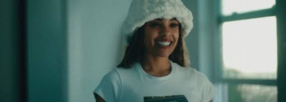 Samara Cyn – Moving Day