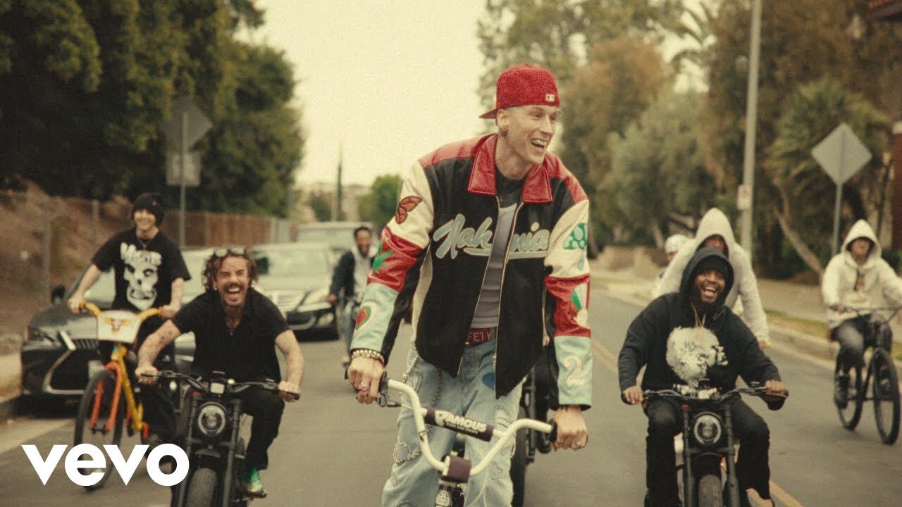 Machine Gun Kelly – BMXXing