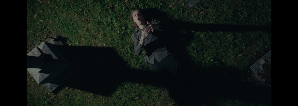 Livingston – Gravedigger