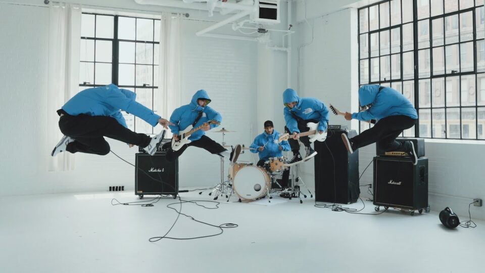 LOCKED SHUT – TOOTHACHE