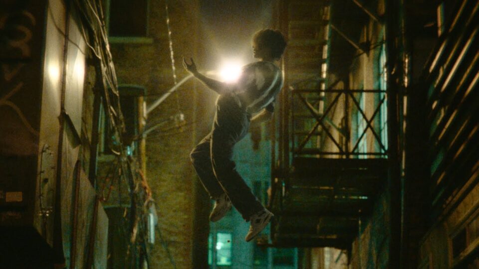 BoyWithUke – Ghost