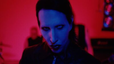 Marilyn Manson – Raise The Red Flag