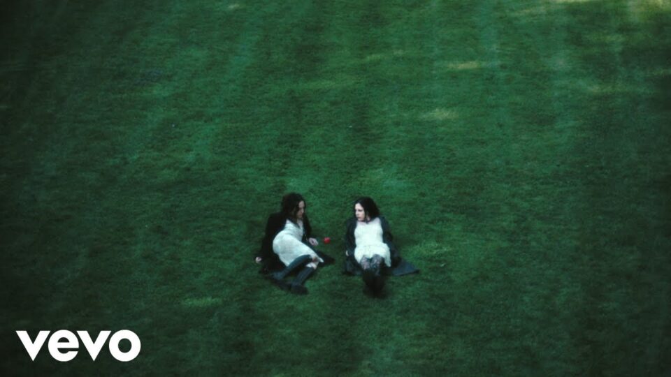 Pale Waves – Gravity