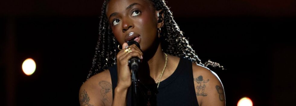 Cat Burns – End Game (BBC Radio 1 Live Lounge)