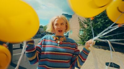 Anne-Marie – DEPRESSED