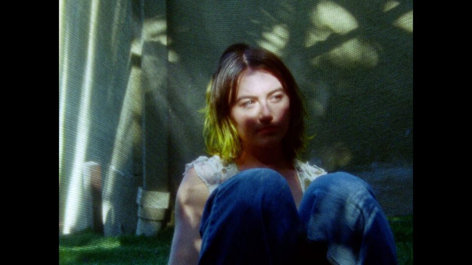 Annika Bennett – See It Through