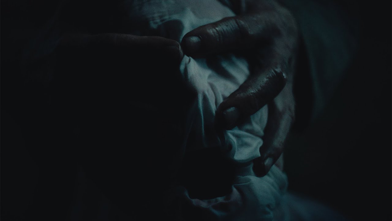 BAD OMENS – Specter