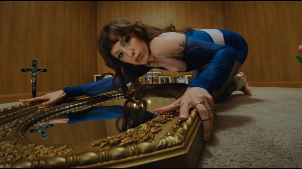 Christabel – Bruise