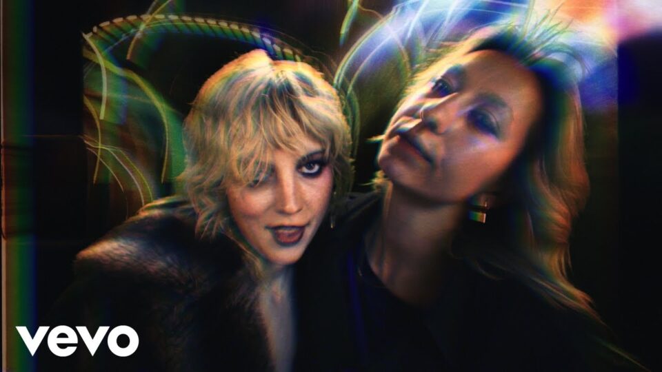 Coach Party, Black Honey – Disco Dream