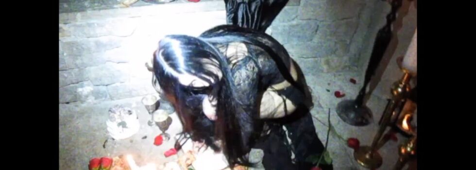 Ashley Sienna – Crystal Freak