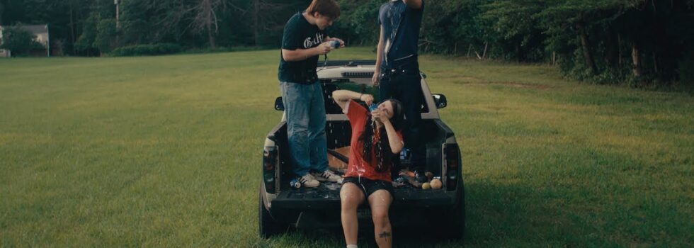 Eliza McLamb – Like the Boys