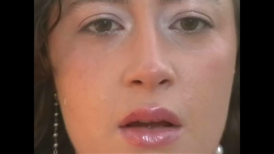 Femcel – Heart Shaped Sunglasses