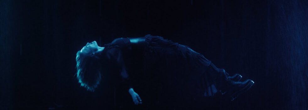 Freya Ridings – Wicker Woman