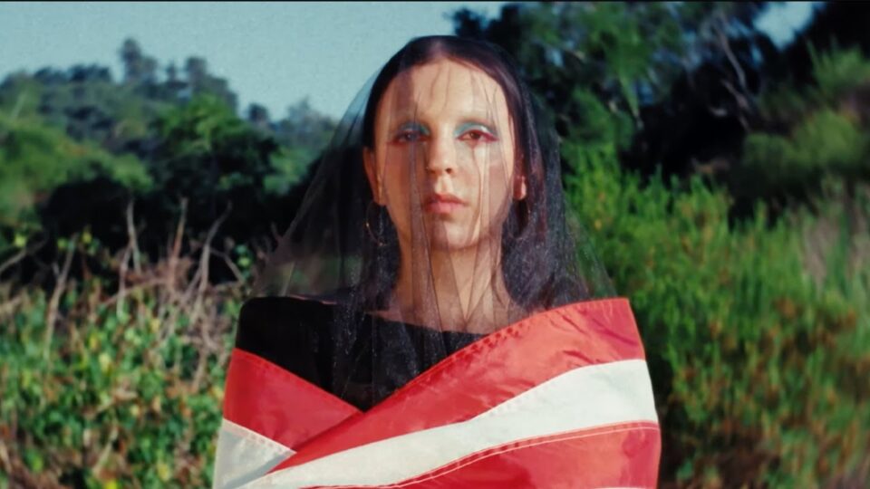 Googly Eyes, August Ponthier & Joy Oladokun – Jesus & John Wayne