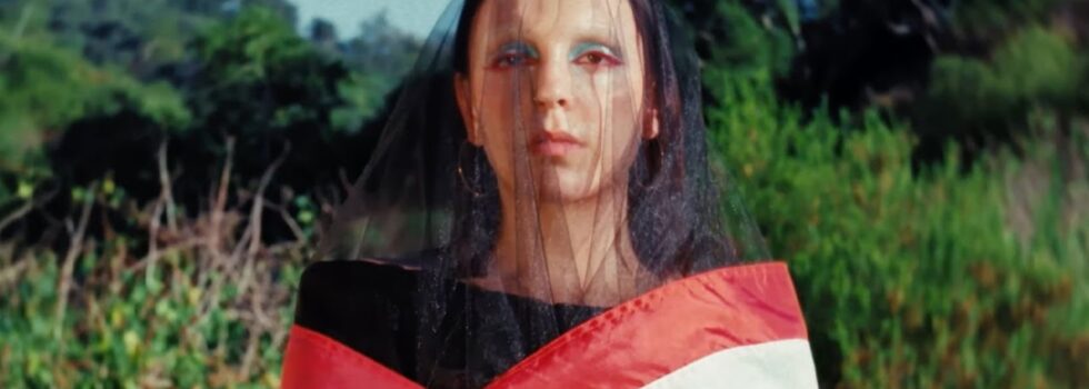 Googly Eyes, August Ponthier & Joy Oladokun – Jesus & John Wayne