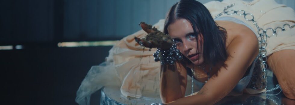 googly eyes – Made Of