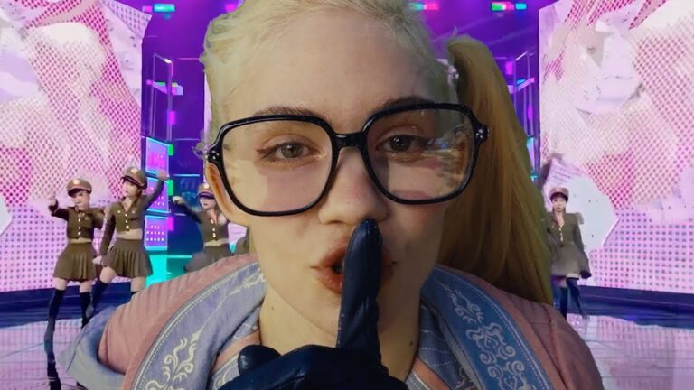 Grimes – Artificial Angels music video