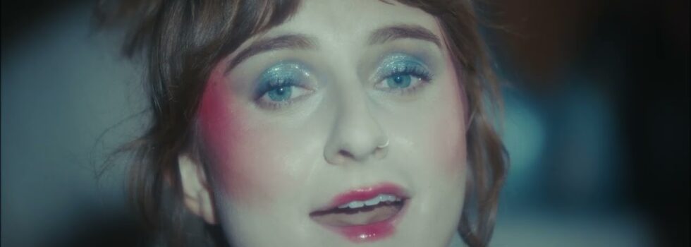 Hannah Frances – The Space Between